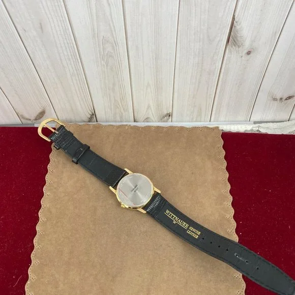 SOLD Vintage Wittnauer Pegasus Watch Gold Tone Ladies Watch - Picture 6 of 7